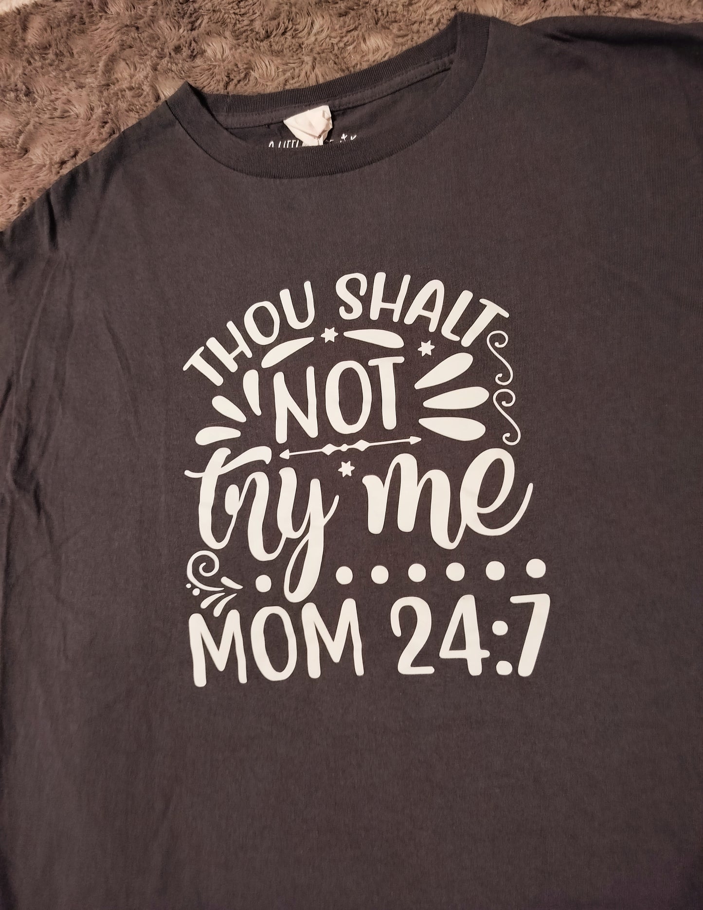 Mom 24:7 tshirt