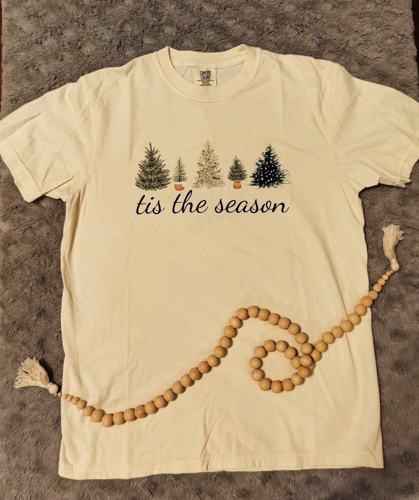 Tis the Season Tshirt- size medium